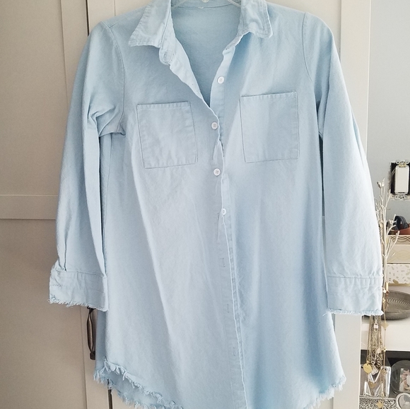 Dresses & Skirts - Light denim shirt dress